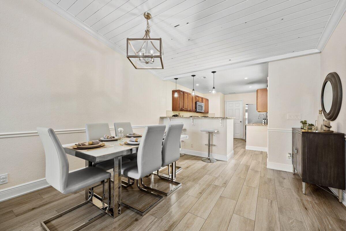 12538 Westhampton Circle Property Photo 6