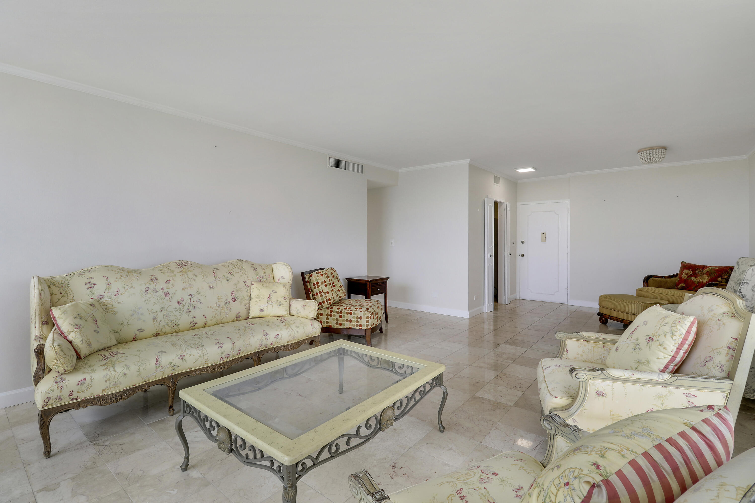 2800 N Flagler Drive 815 Property Photo 8