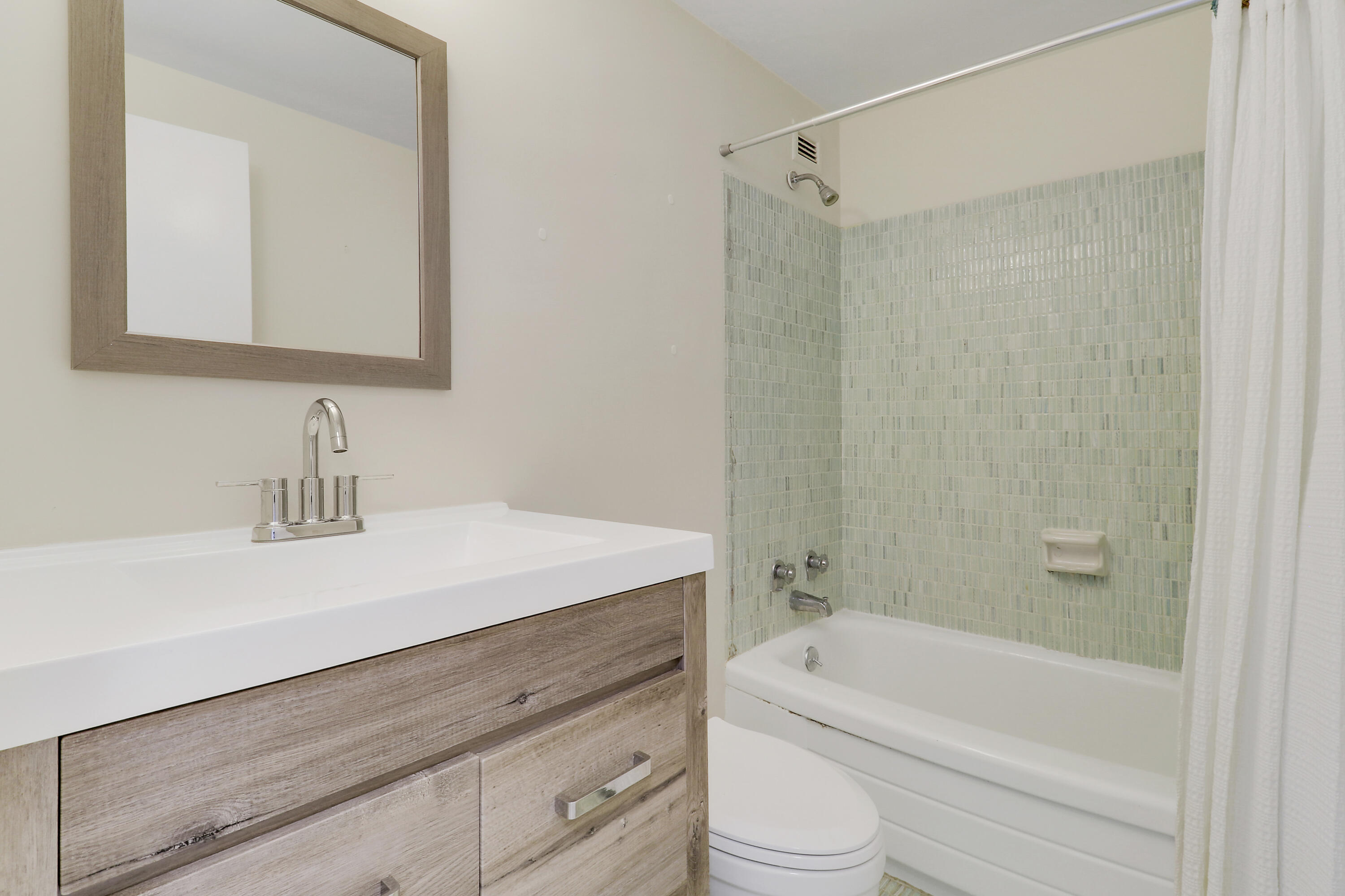 2800 N Flagler Drive 815 Property Photo 13