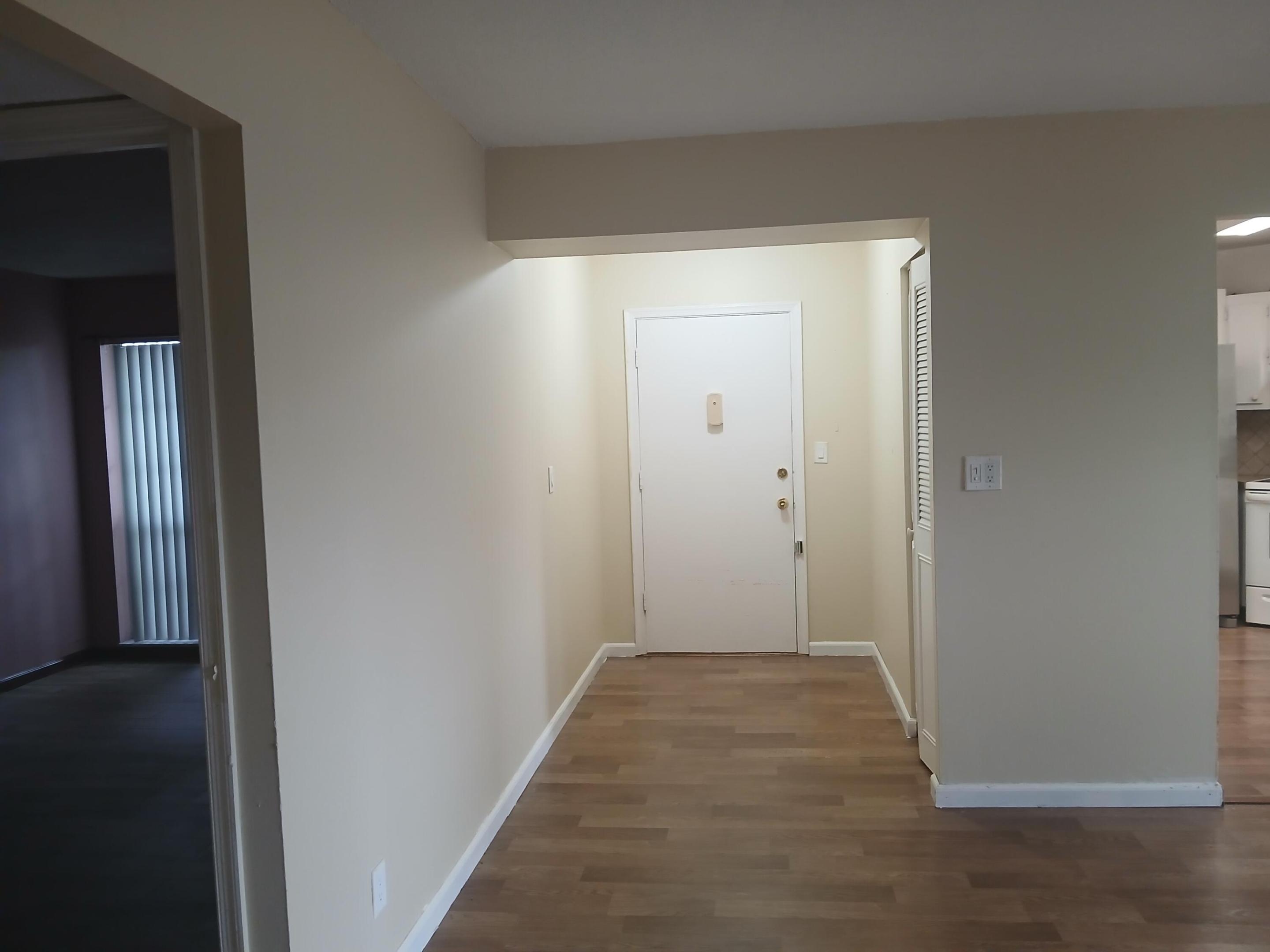 2 Greenway Village N 108 Property Photo 4