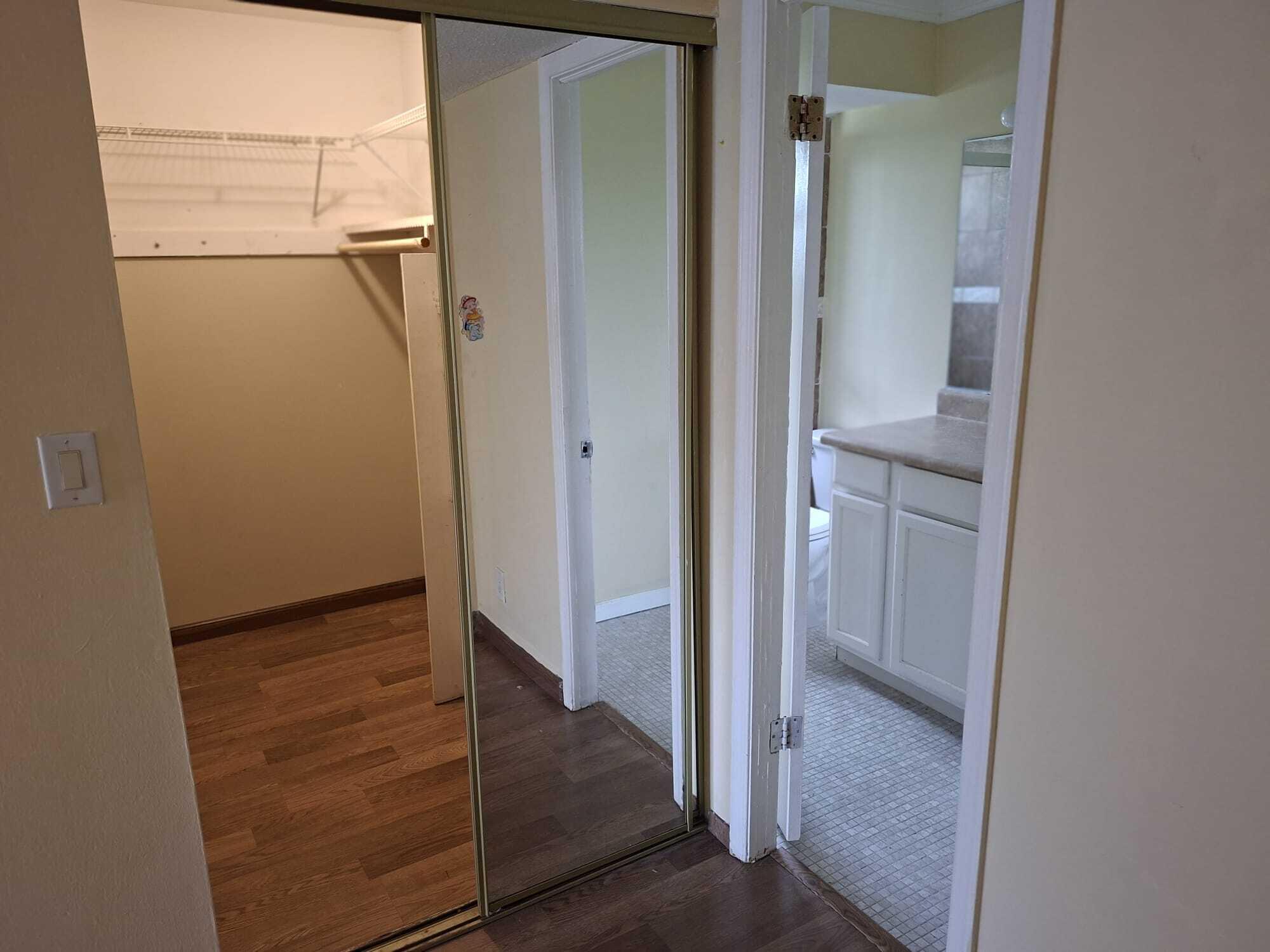 2 Greenway Village N 108 Property Photo 8