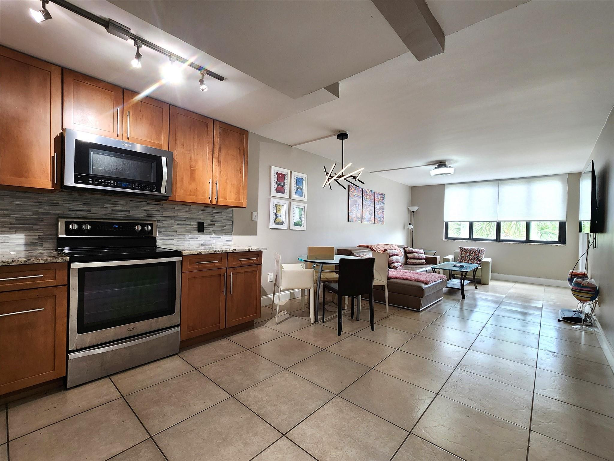 755 Dotterel Road 1308 Property Photo 3