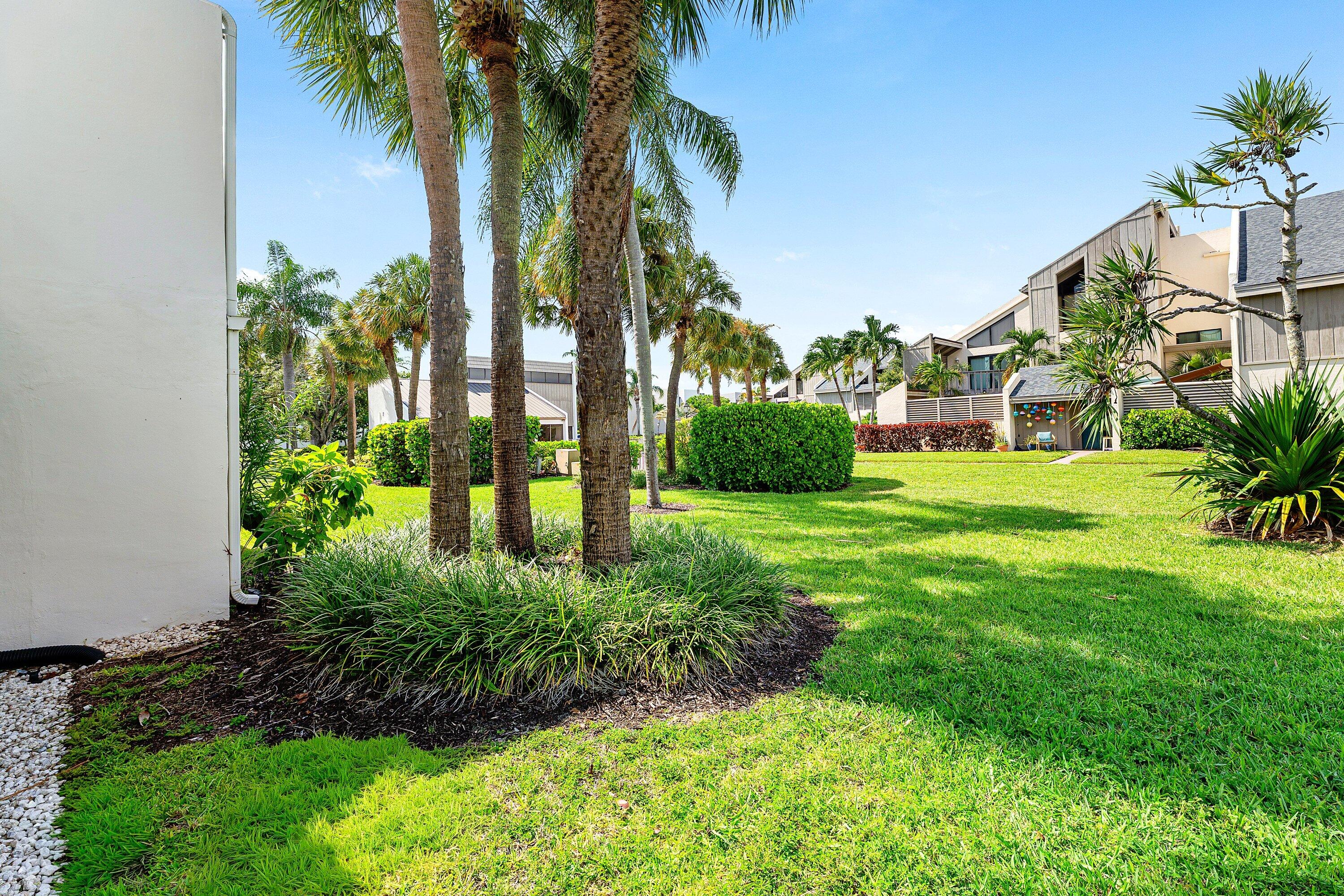 1605 S Us Highway 1 M2-108 Property Photo 27