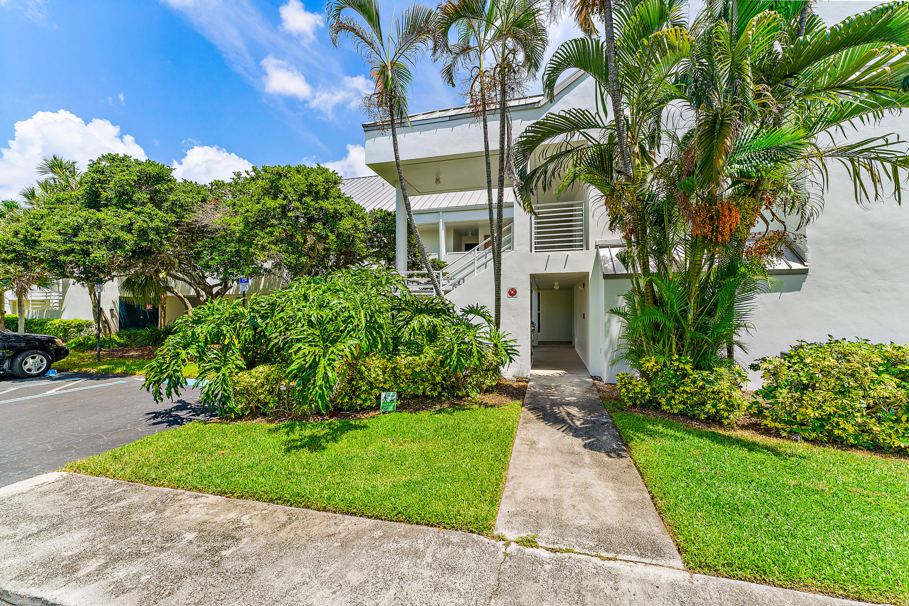 1605 S Us Highway 1 M2-108 Property Photo 29