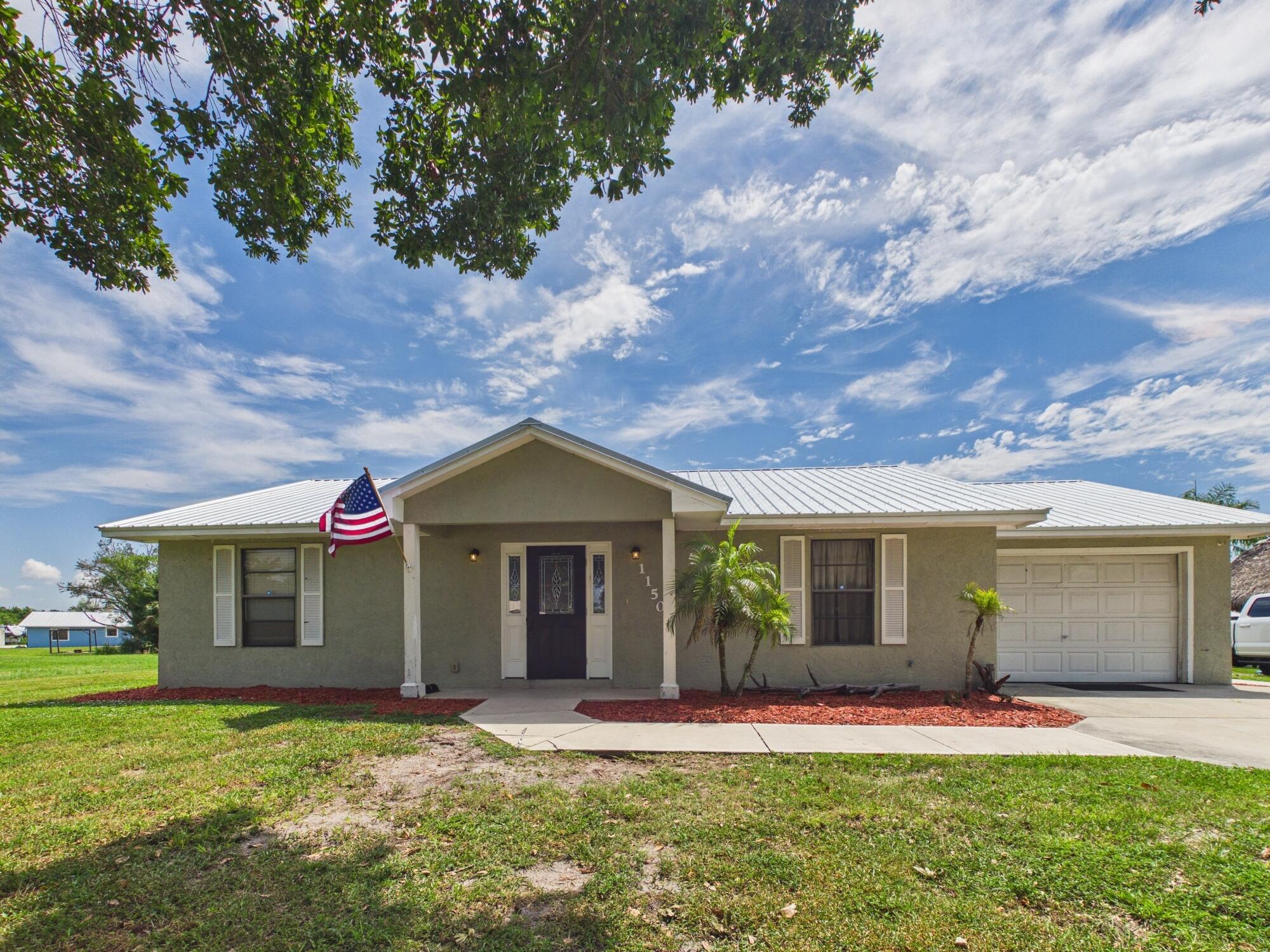 1150 Sw 85th Way Property Photo 1