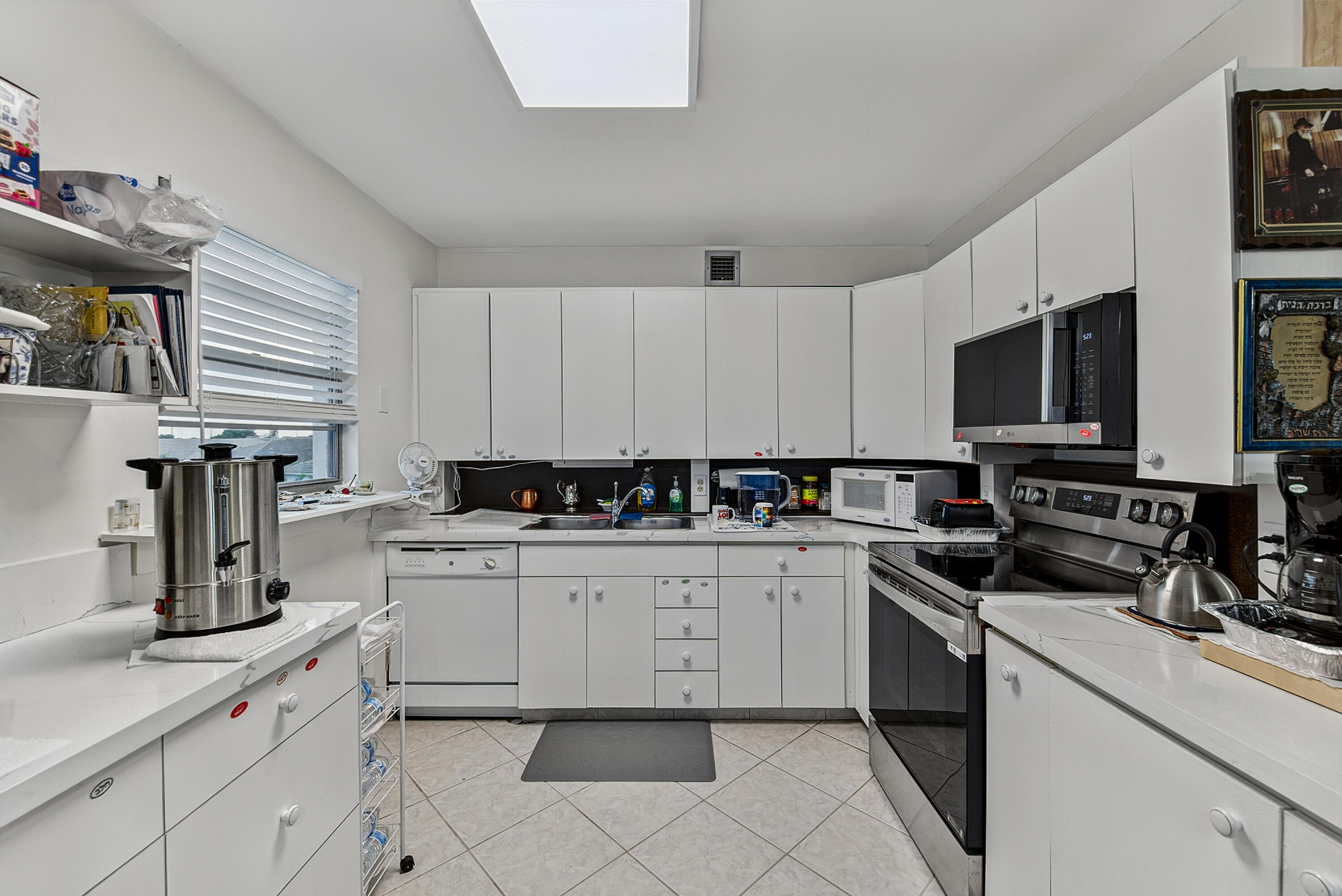 4001 Upminster J 4001 Property Photo 3