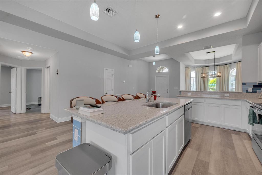 408 Seafoam Circle Property Photo 14