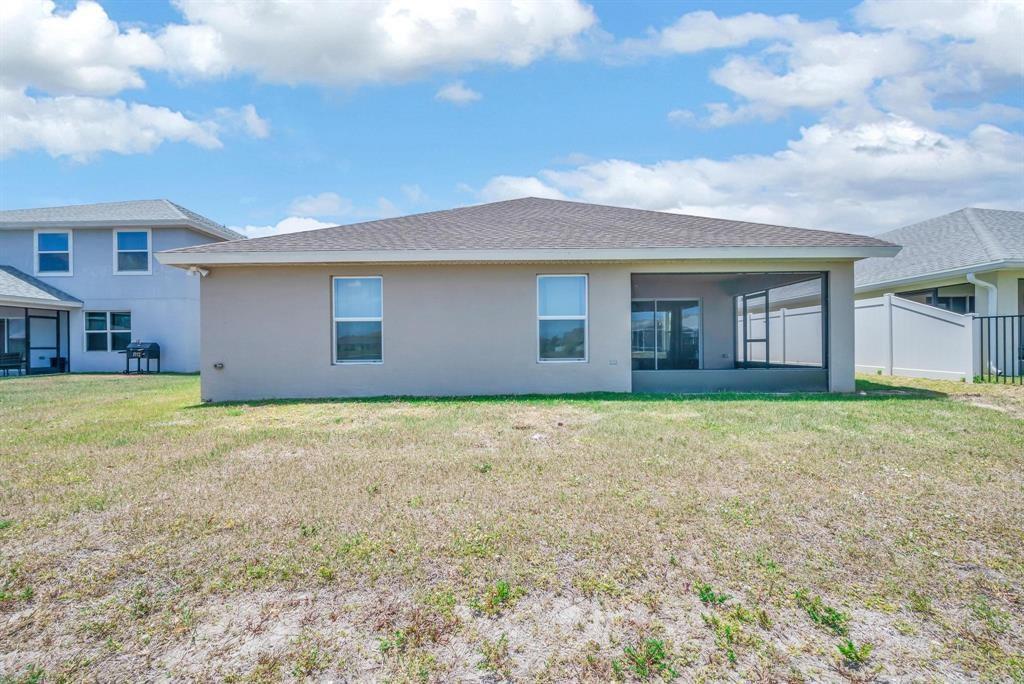 408 Seafoam Circle Property Photo 17