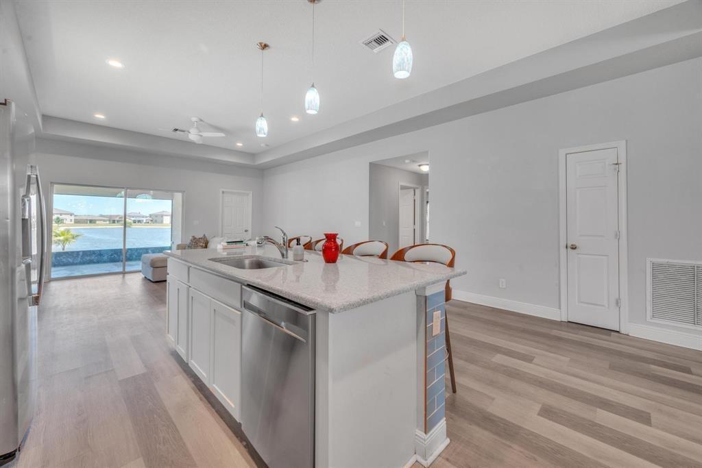 408 Seafoam Circle Property Photo 21