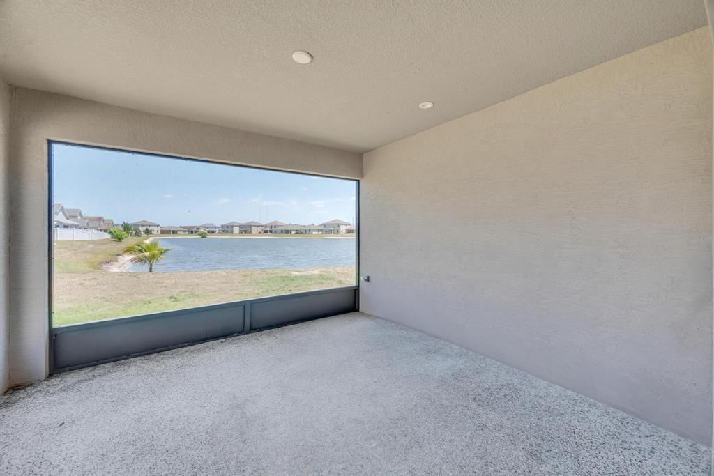 408 Seafoam Circle Property Photo 22