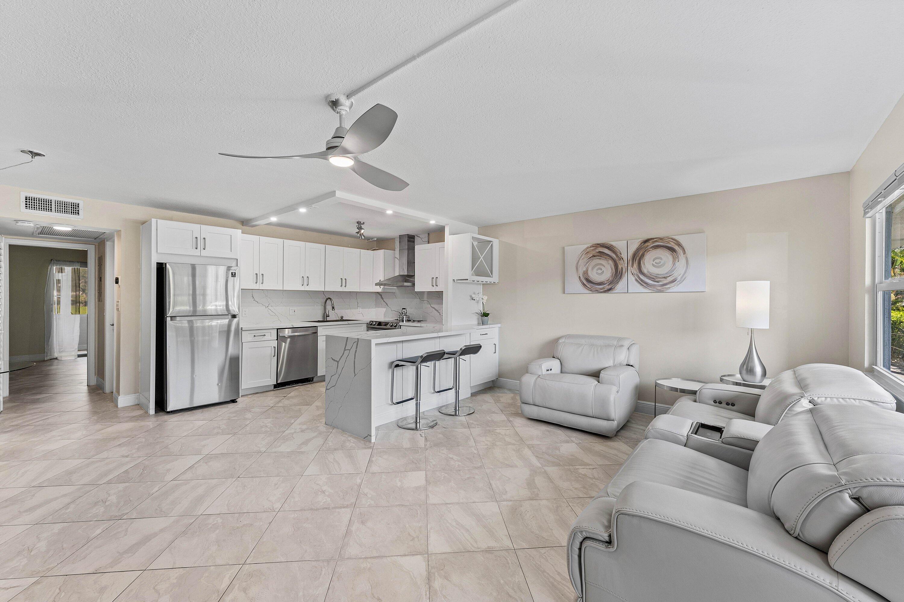 1015 Berkshire A Property Photo 5