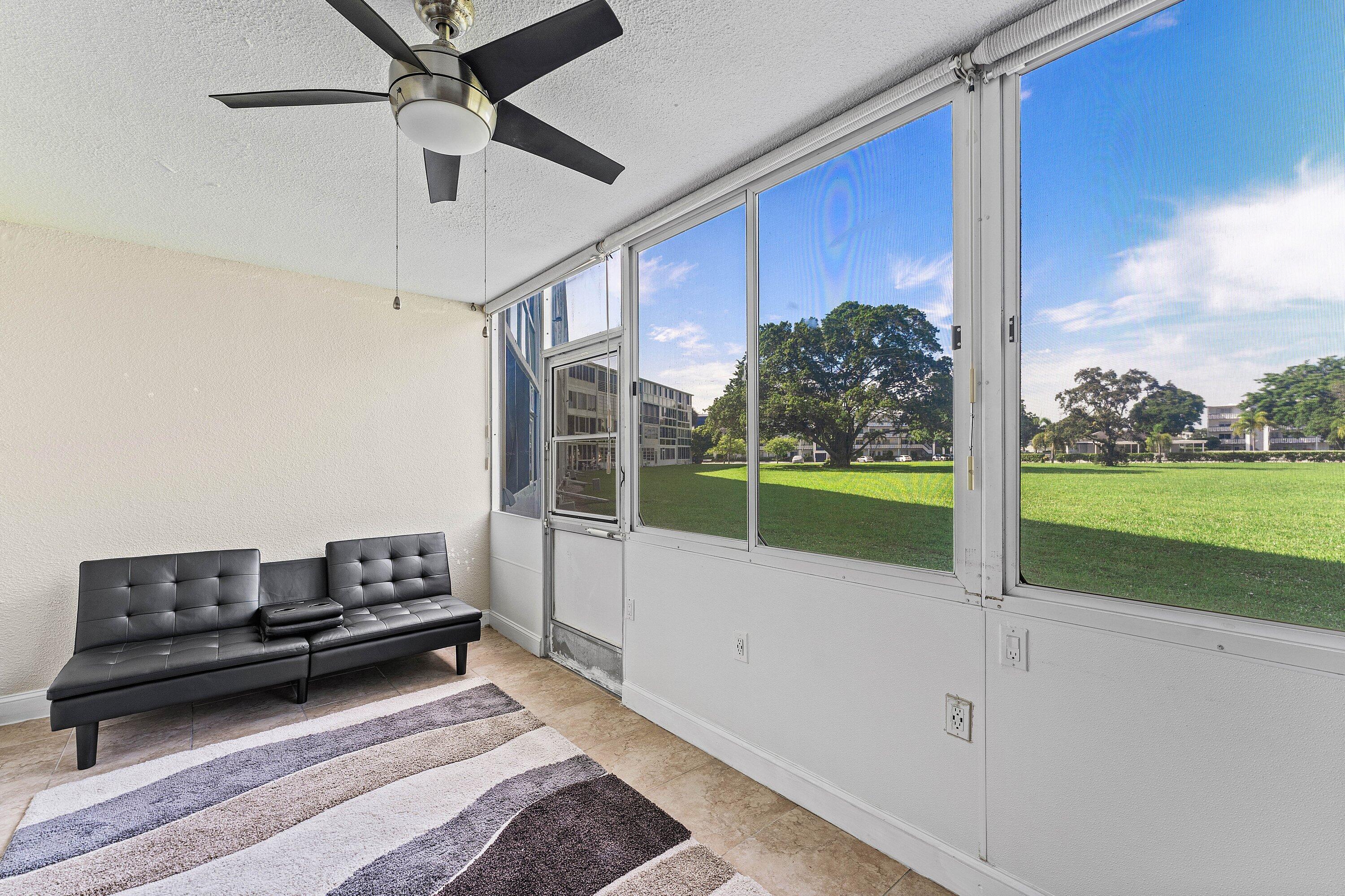 1015 Berkshire A Property Photo 12