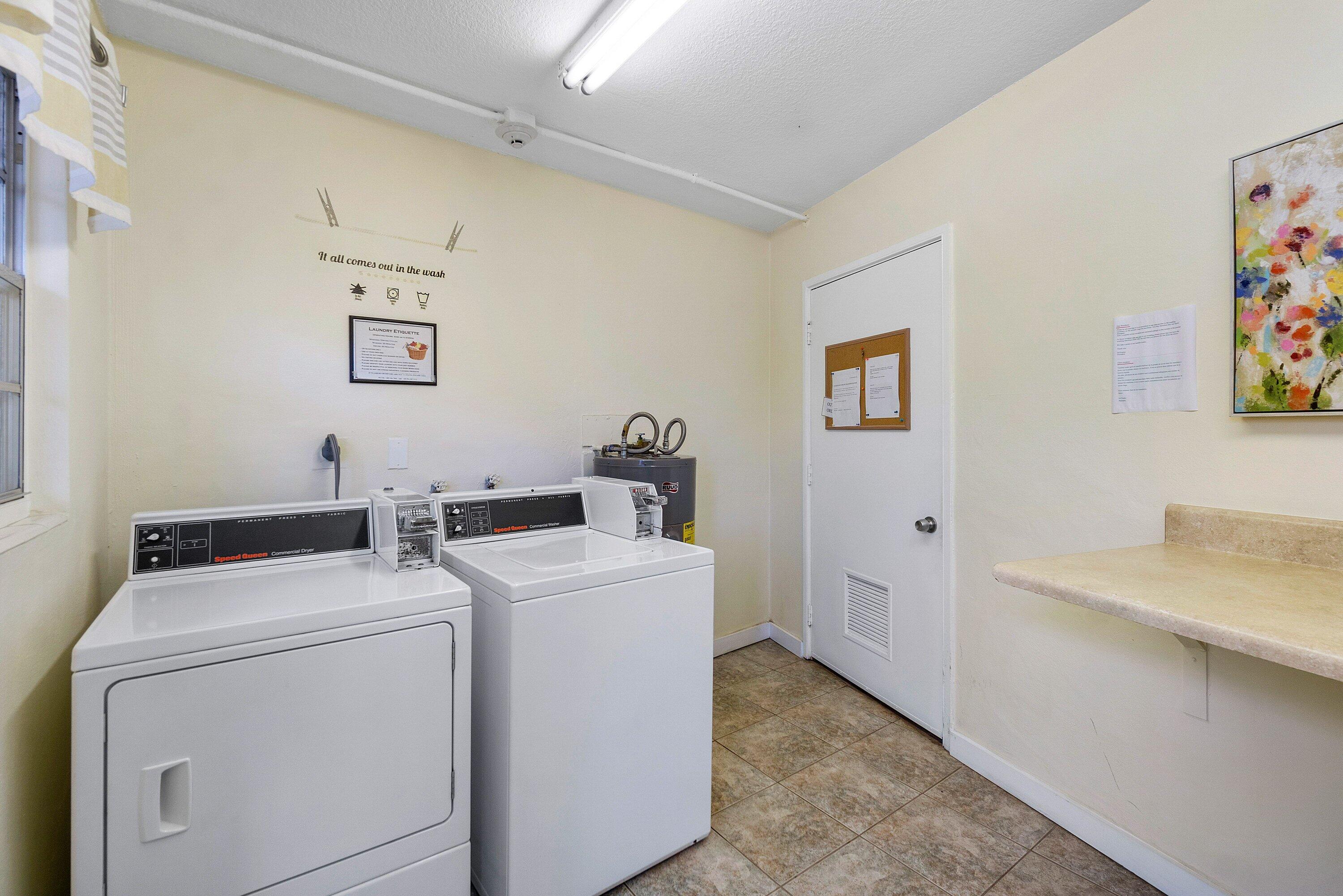 1015 Berkshire A Property Photo 21