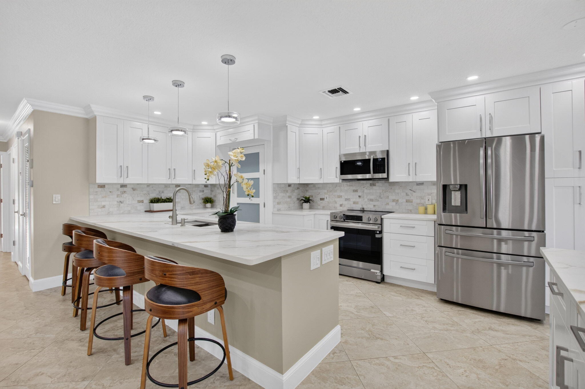 5790 Wanda Lane Property Photo 7