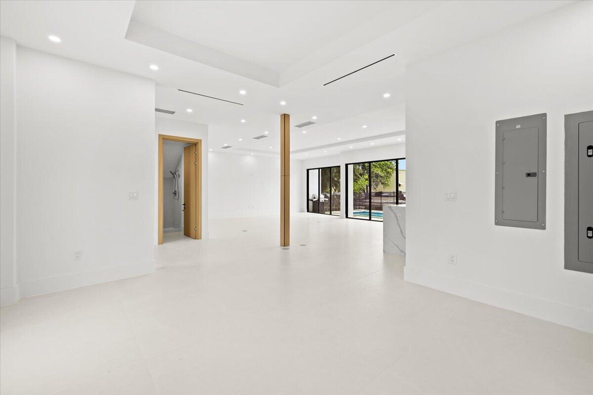 201 Nw 14th Way Property Photo 17