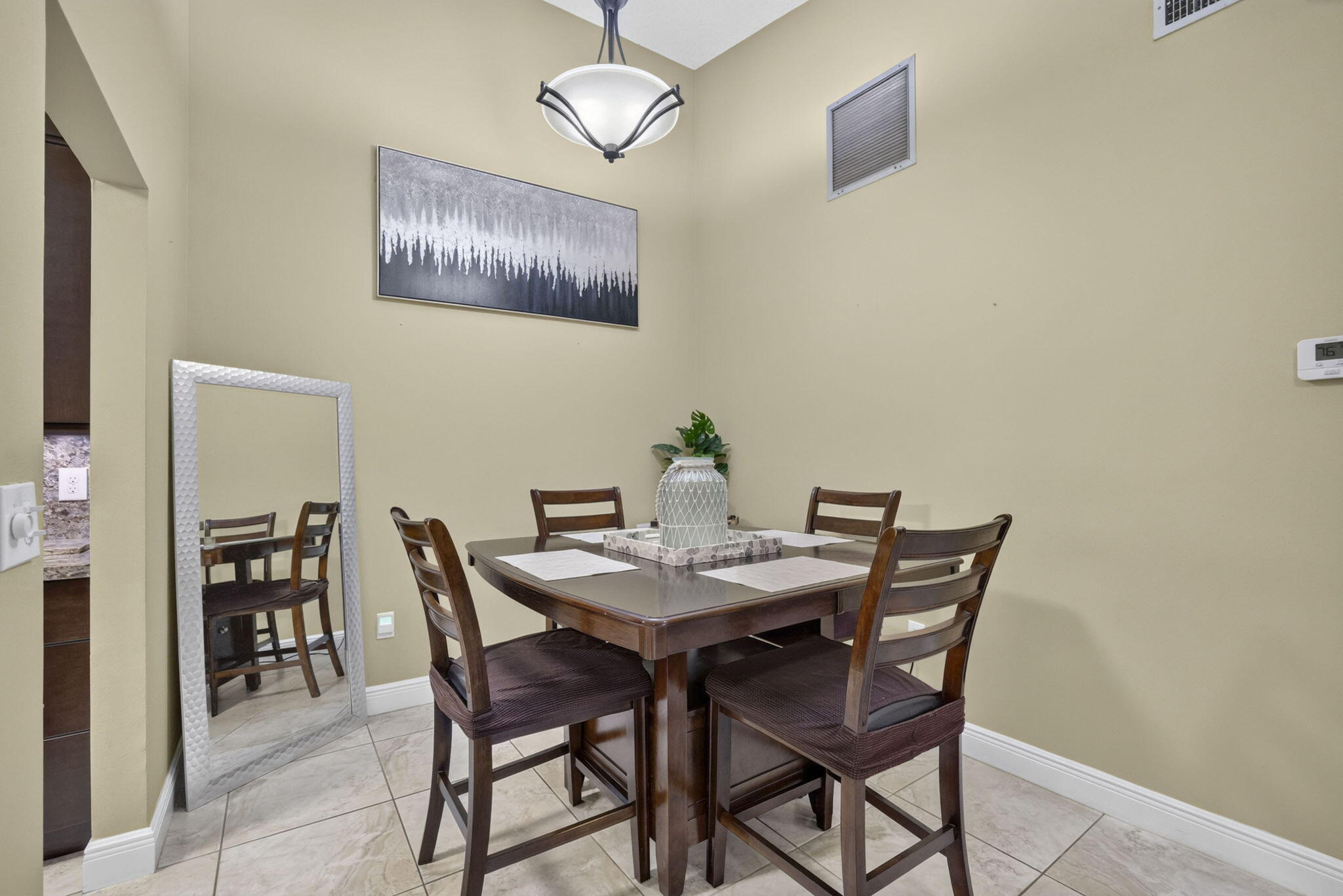 2690 N Nob Hill Road Property Photo 11