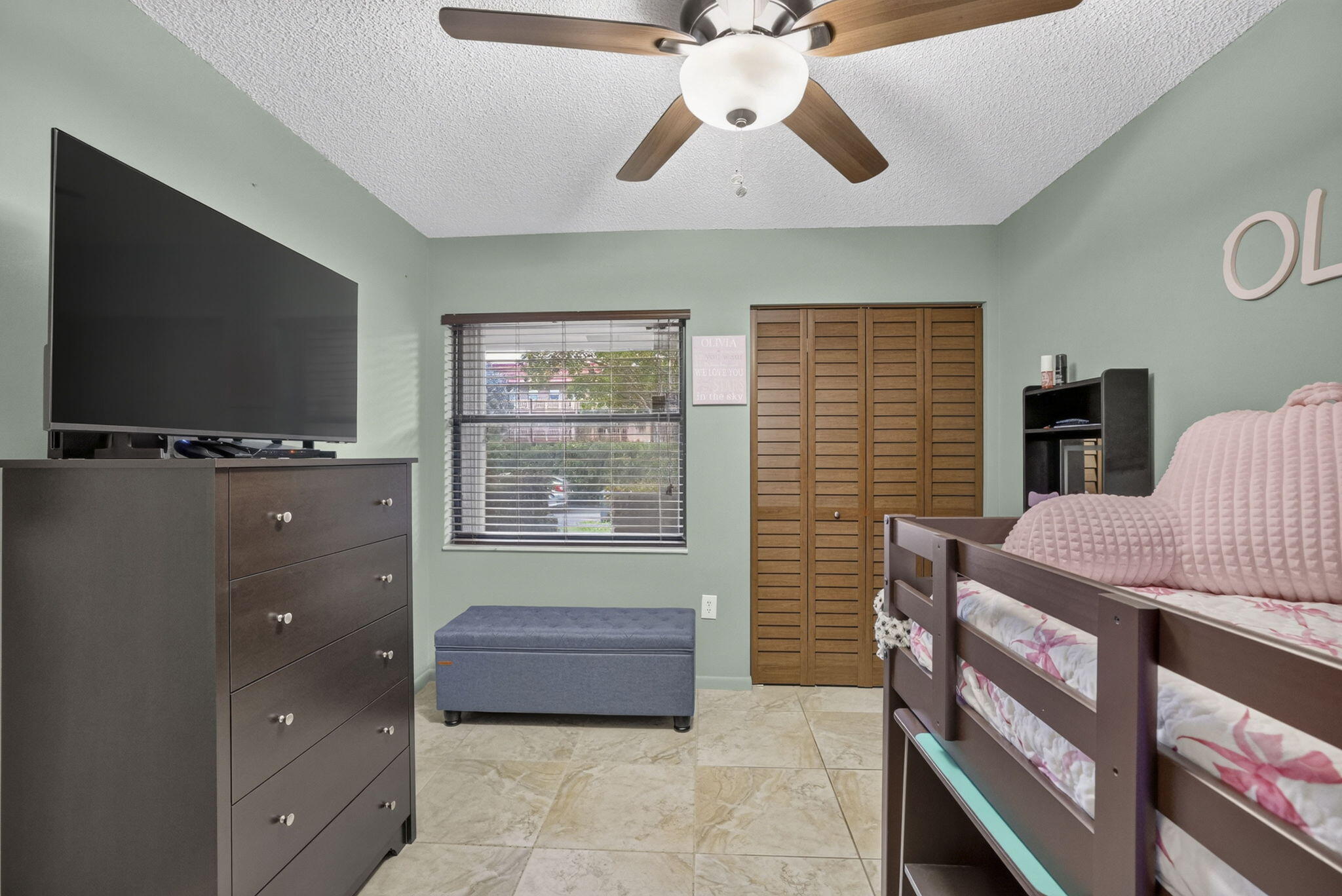 2690 N Nob Hill Road Property Photo 16