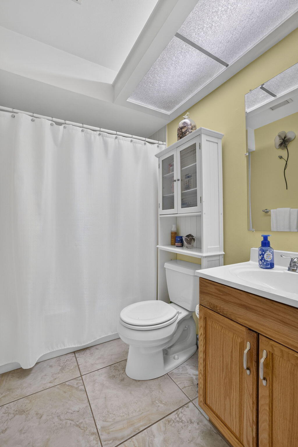 2690 N Nob Hill Road Property Photo 17