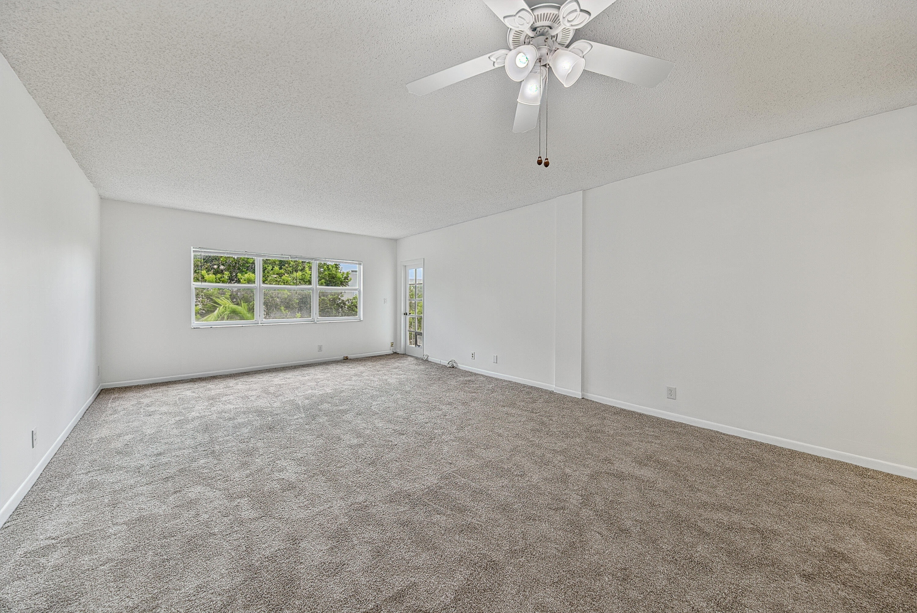 6731 Cypress Road Unit 402 Property Photo 1