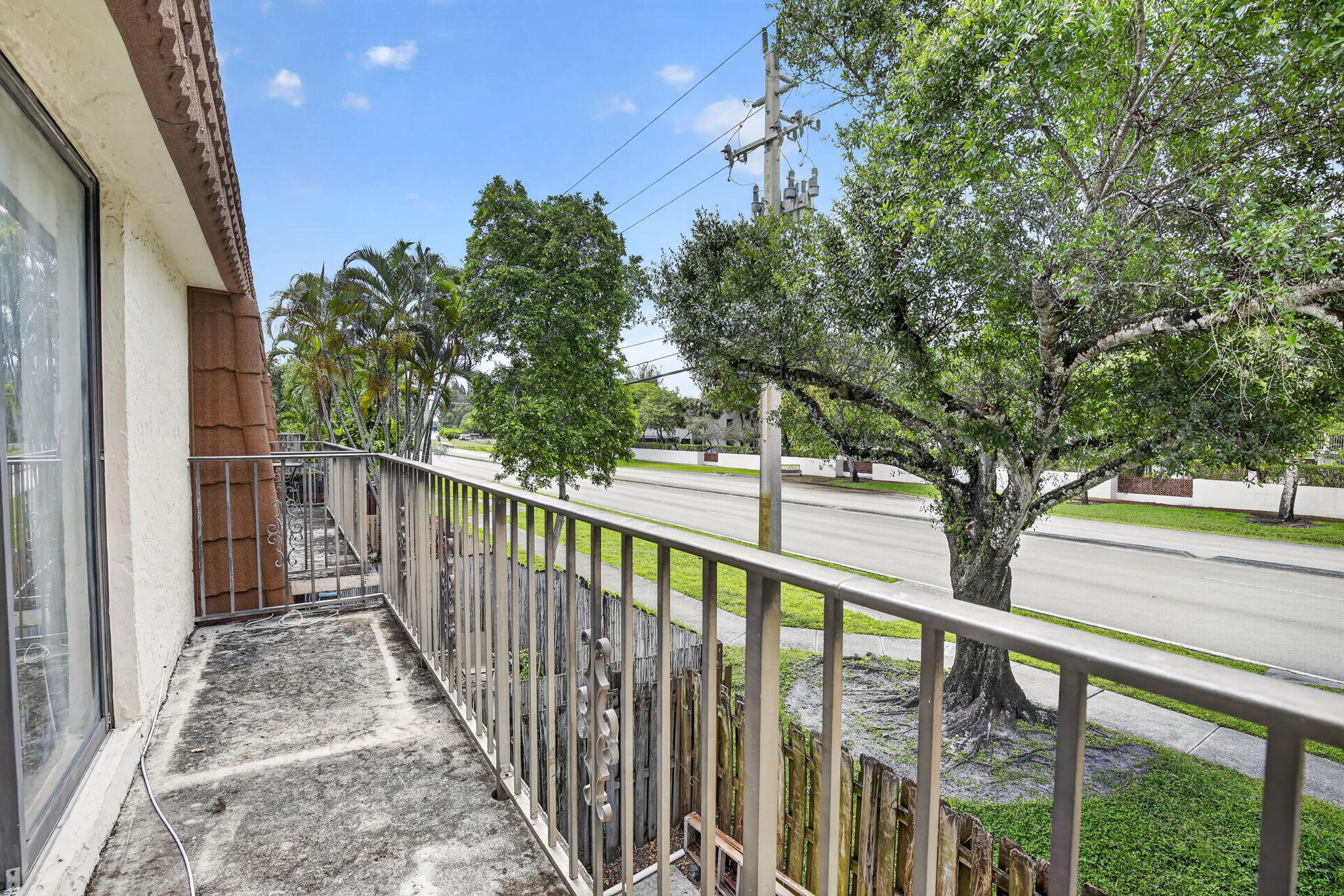 11556 Nw 1st Street Property Photo 15