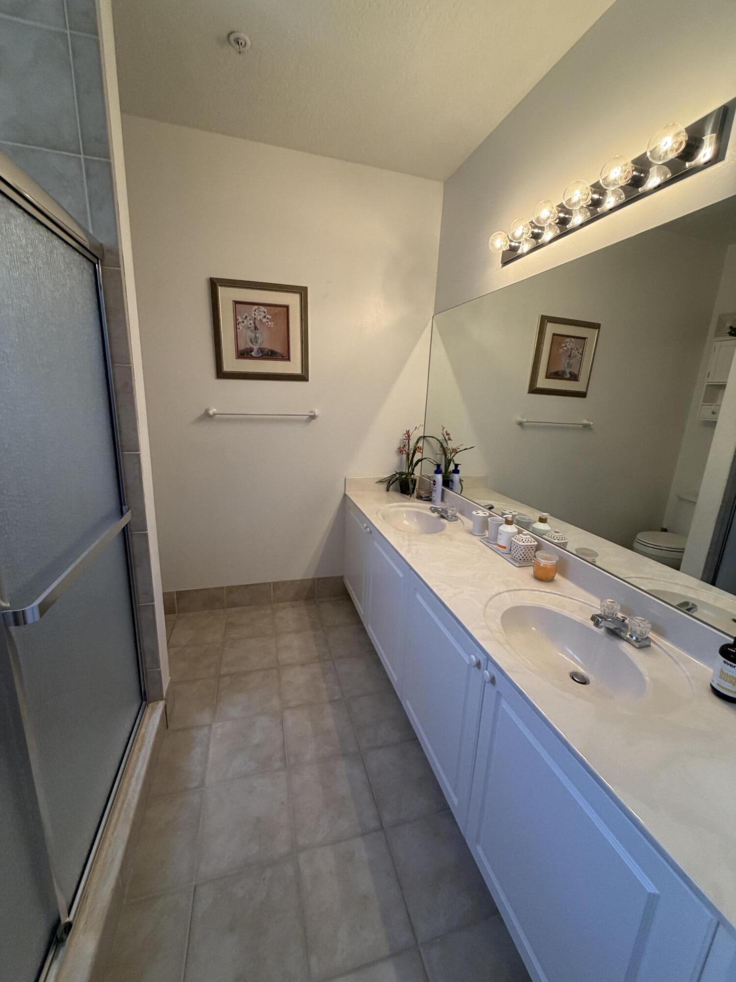 4823 Chancellor Drive 23 Property Photo 6