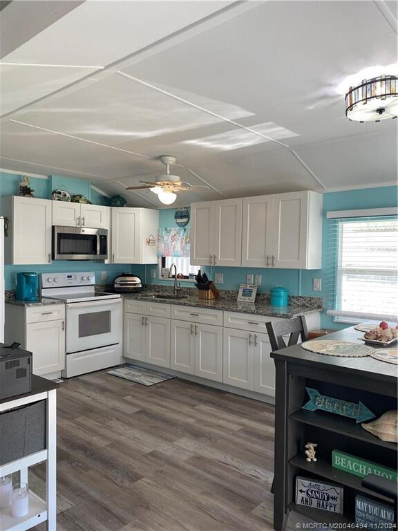 664 Nettles Boulevard Property Photo 4