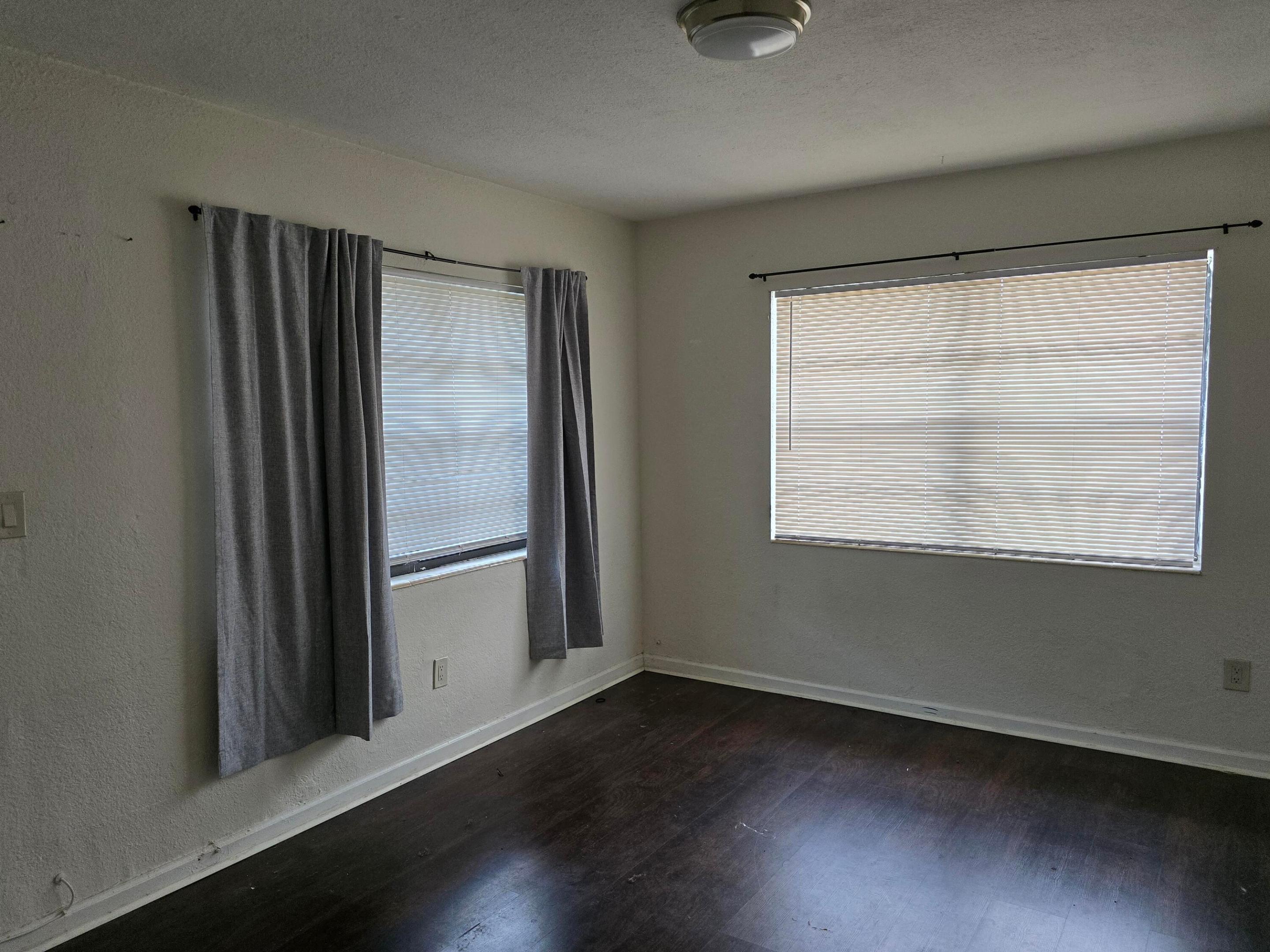815 W Las Olas Boulevard Property Photo 2