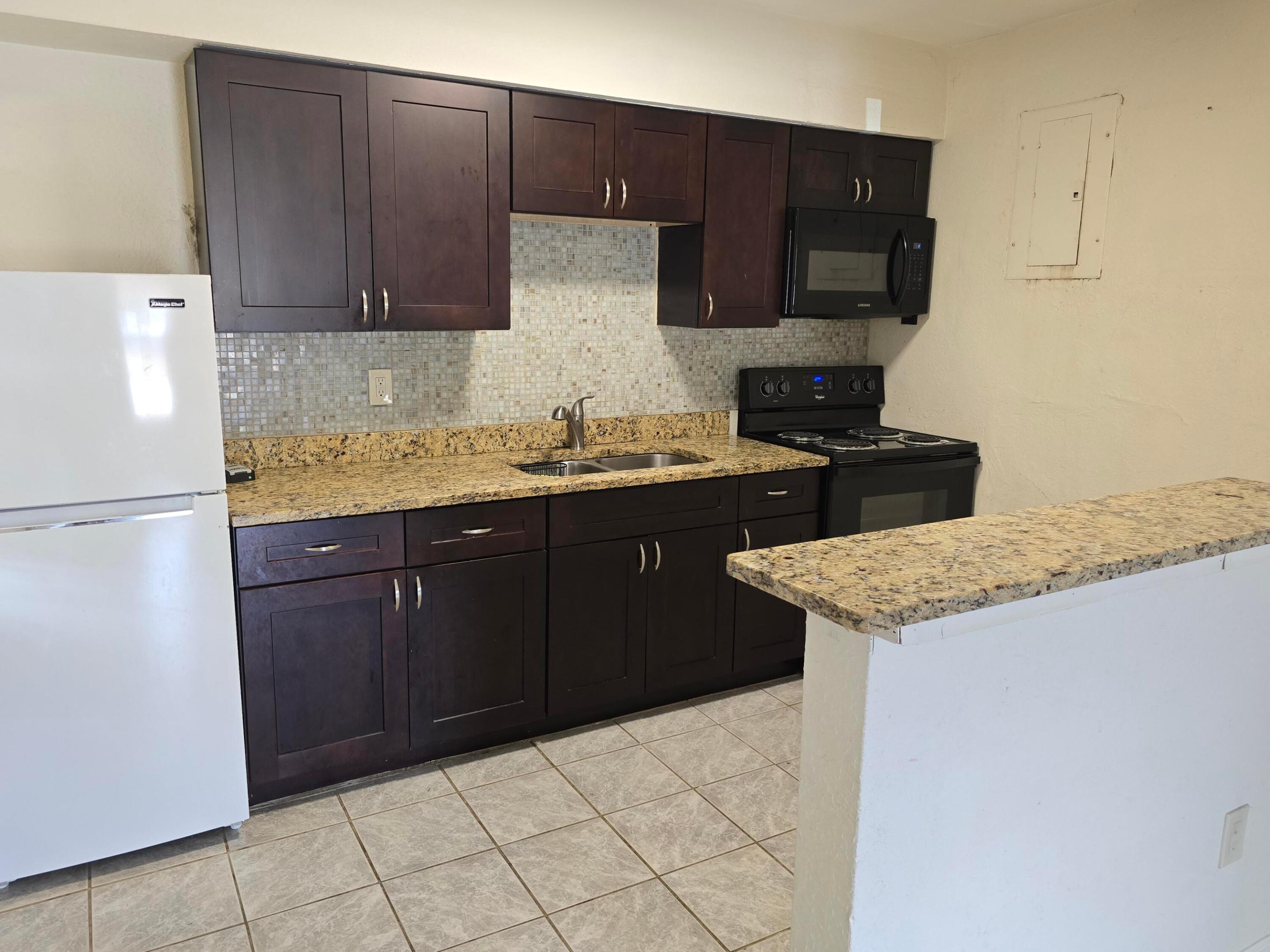 815 W Las Olas Boulevard Property Photo 6