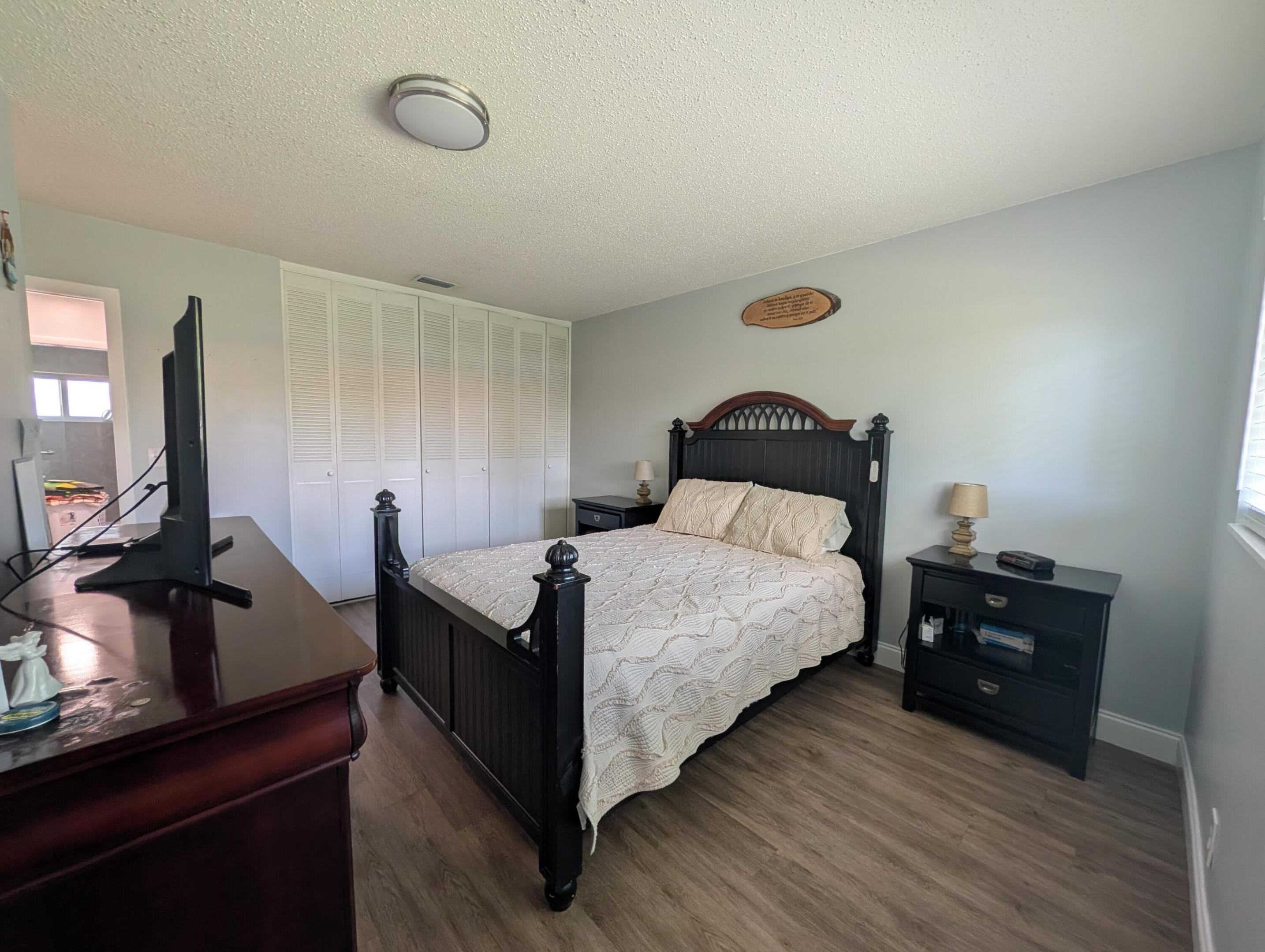 2671 Emory Drive E B Property Photo 19