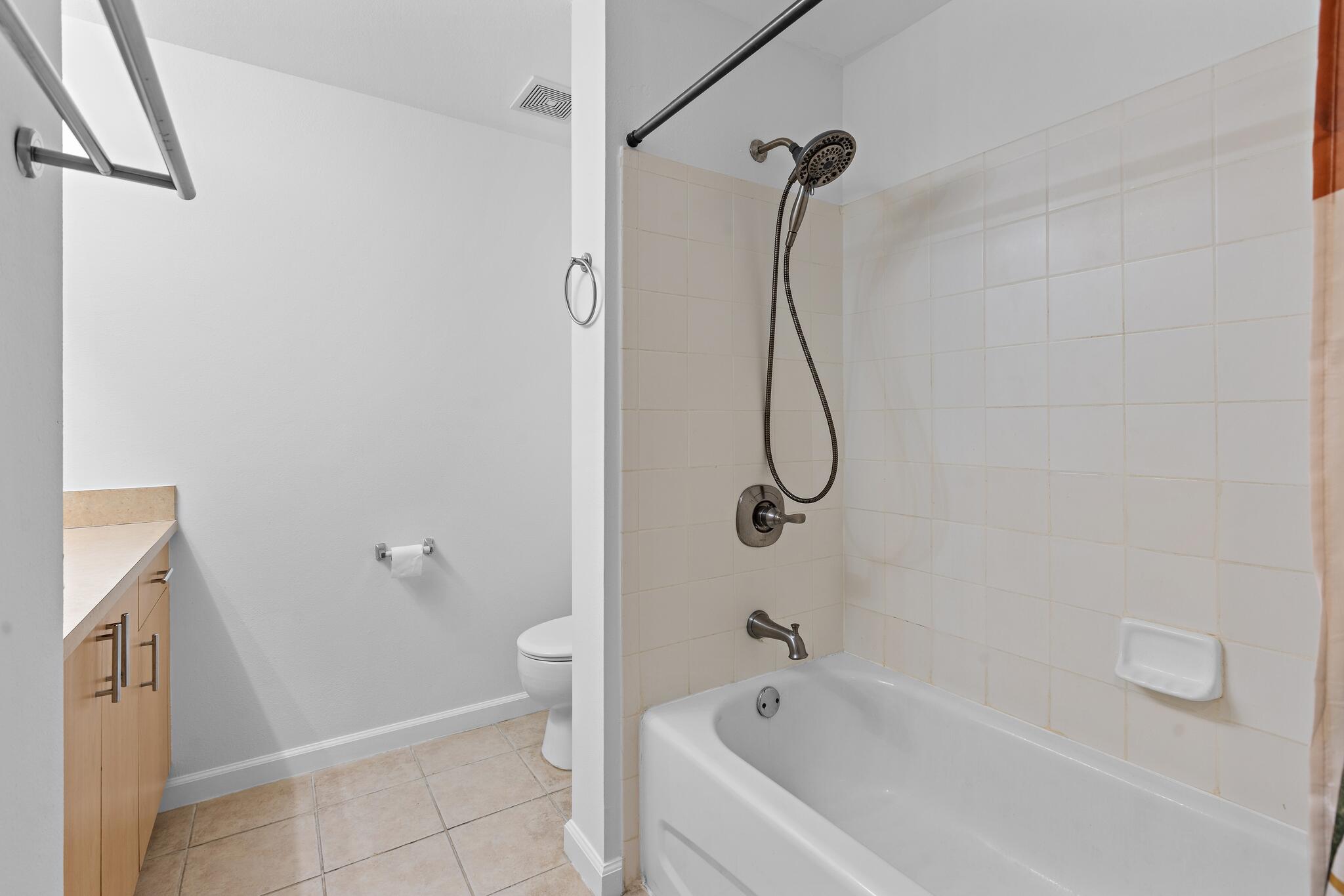 533 Ne 3rd Avenue 425 Property Photo 17