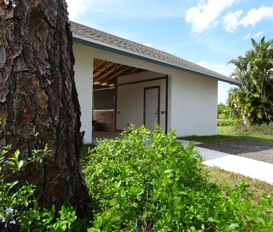 819 Cindy Circle Lane ~ Barn & Guest House Property Photo 8