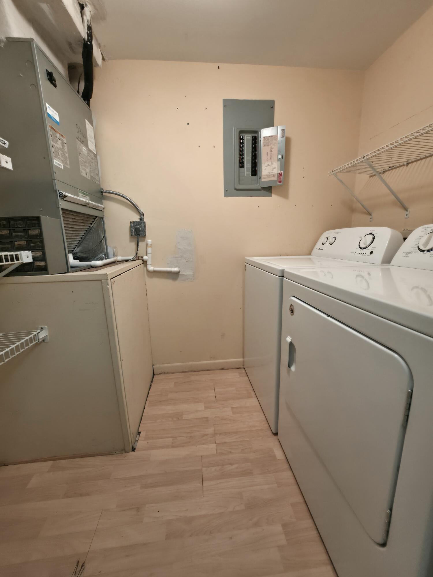 425 Pine Glen Lane A-2 Property Photo 14