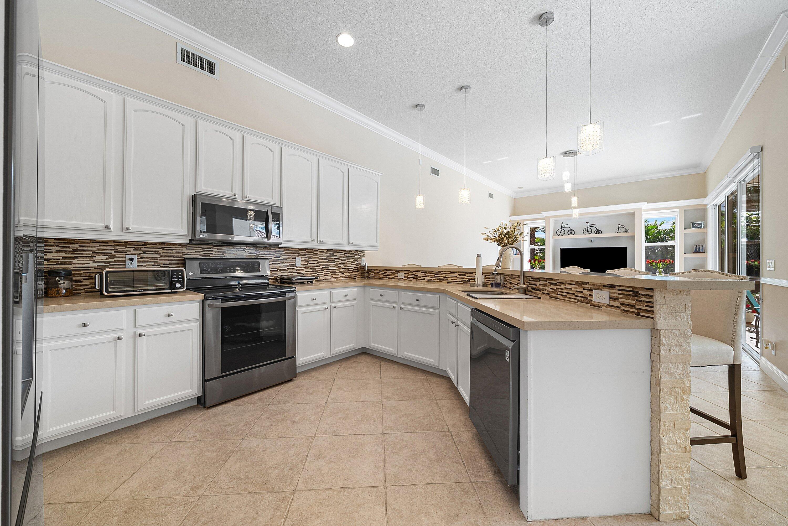198 Cypress Trace Property Photo 7