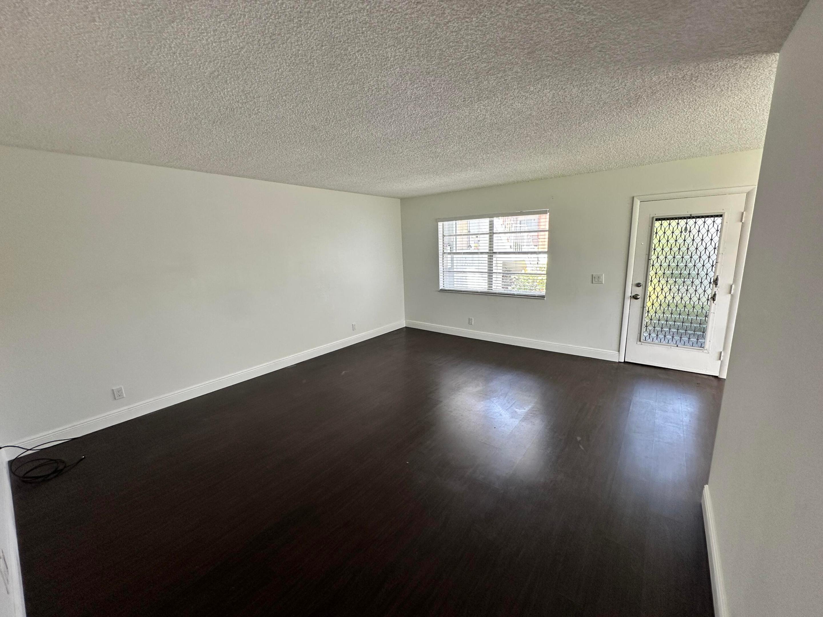 248 Piedmont F Property Photo 4