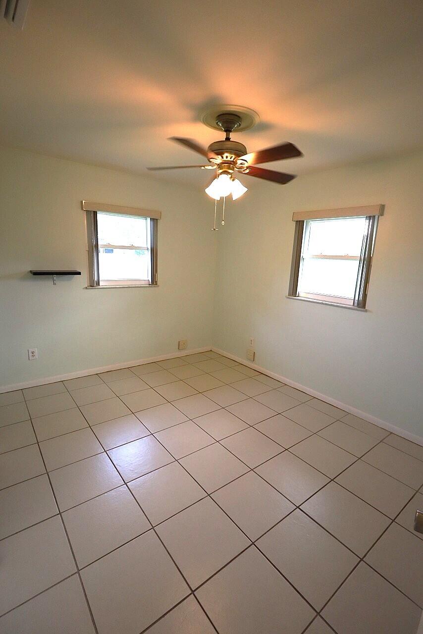 5572 Se Cable Drive Property Photo 6