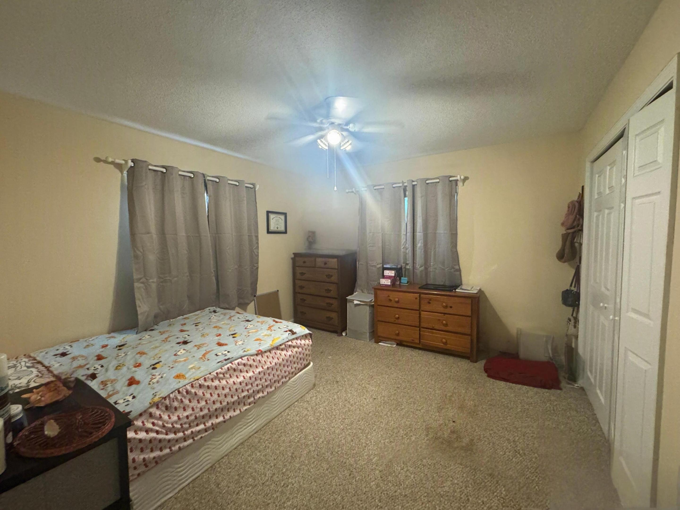 704 E Hillsboro Boulevard Property Photo 10