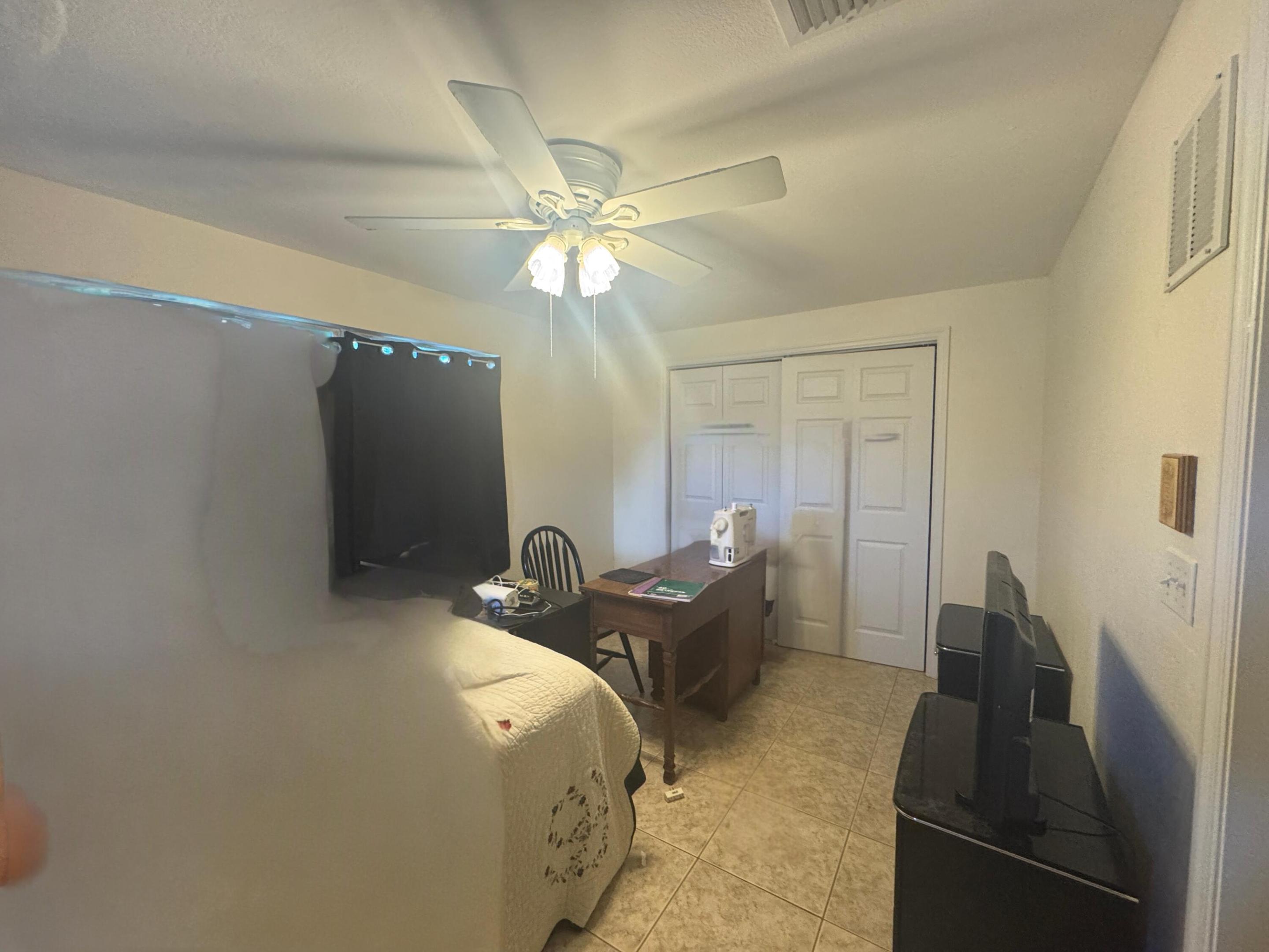 704 E Hillsboro Boulevard Property Photo 11
