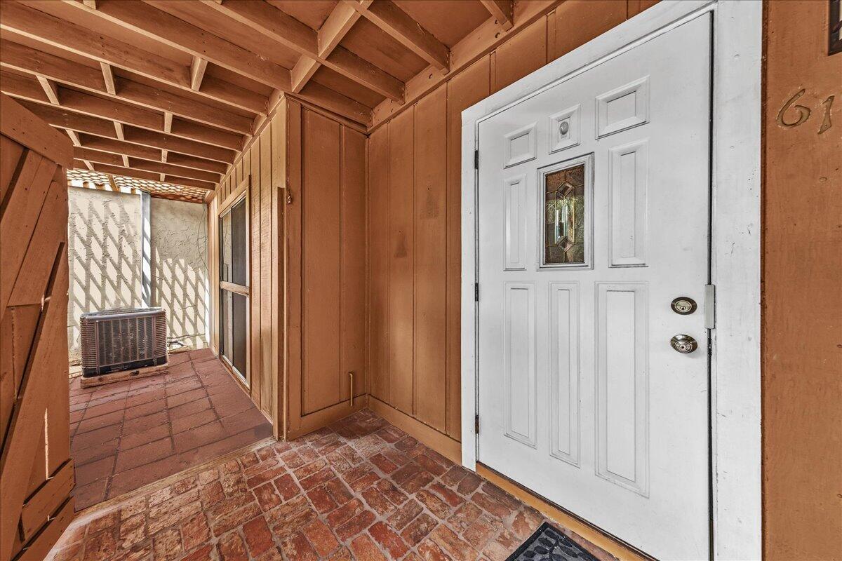 6120 Nw 33rd Way Property Photo 4