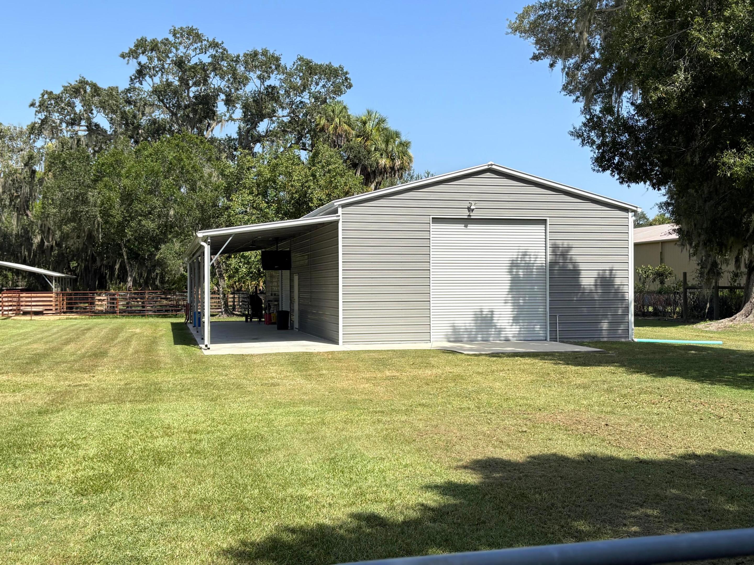 2160 Sw 28th Avenue Property Photo 45