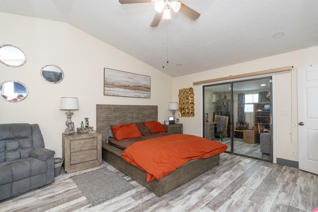 15211 60th Place N Property Photo 32