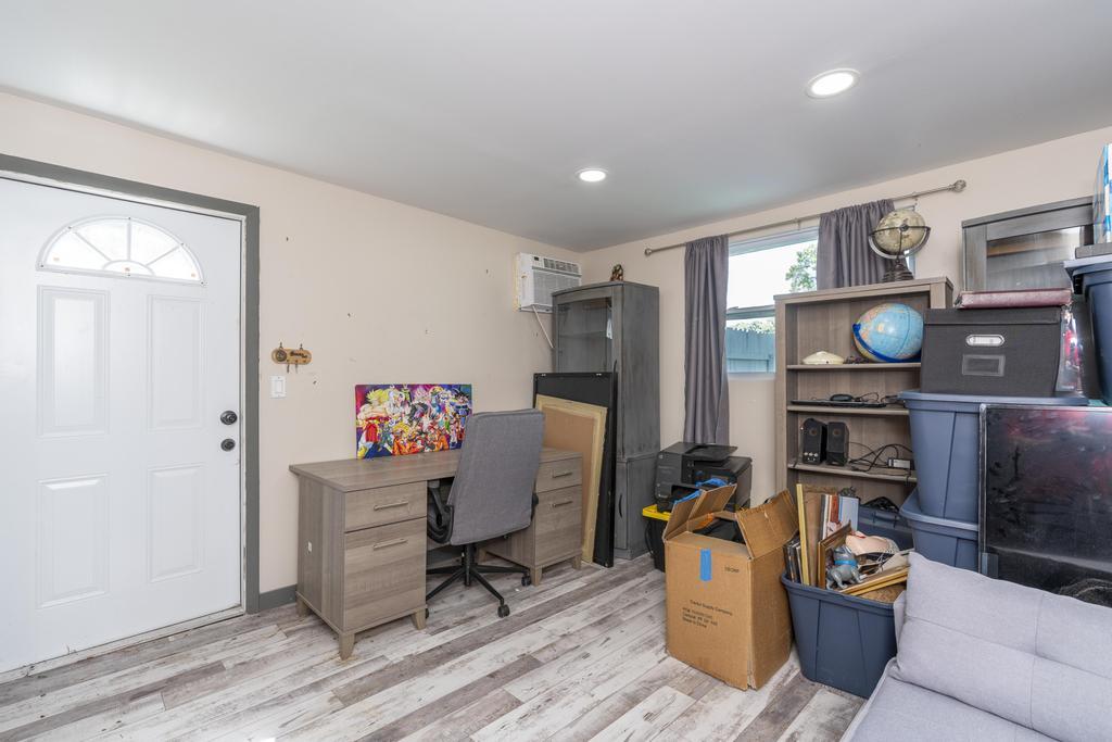 15211 60th Place N Property Photo 37