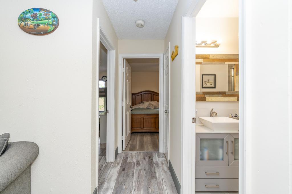 15211 60th Place N Property Photo 38