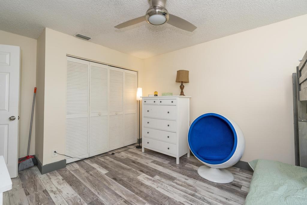 15211 60th Place N Property Photo 42