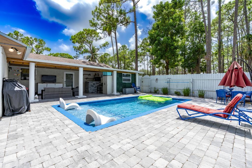 15211 60th Place N Property Photo 51