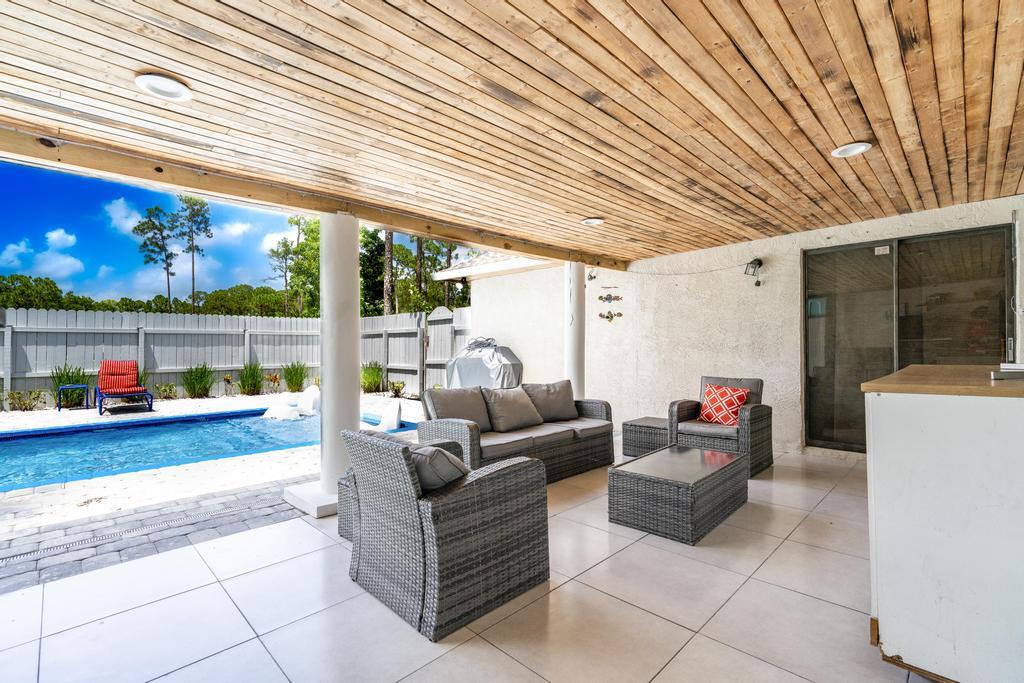 15211 60th Place N Property Photo 53