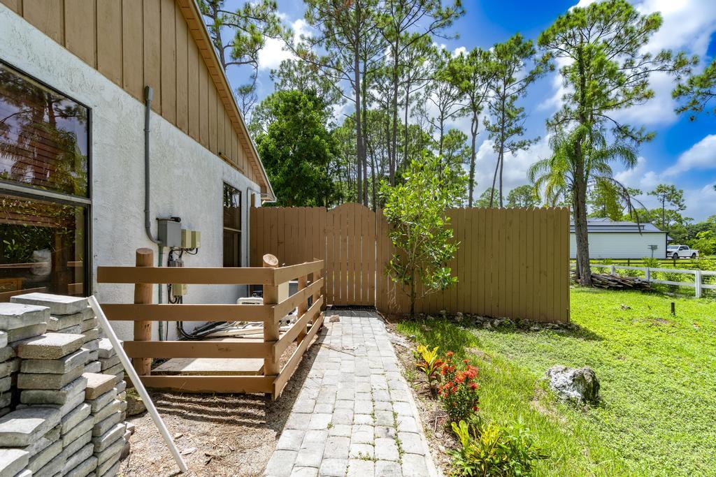 15211 60th Place N Property Photo 56