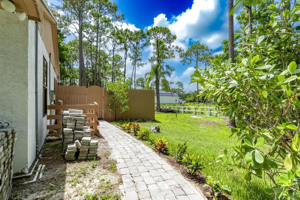 15211 60th Place N Property Photo 57