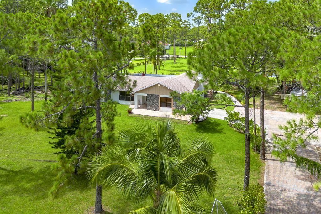 15211 60th Place N Property Photo 60