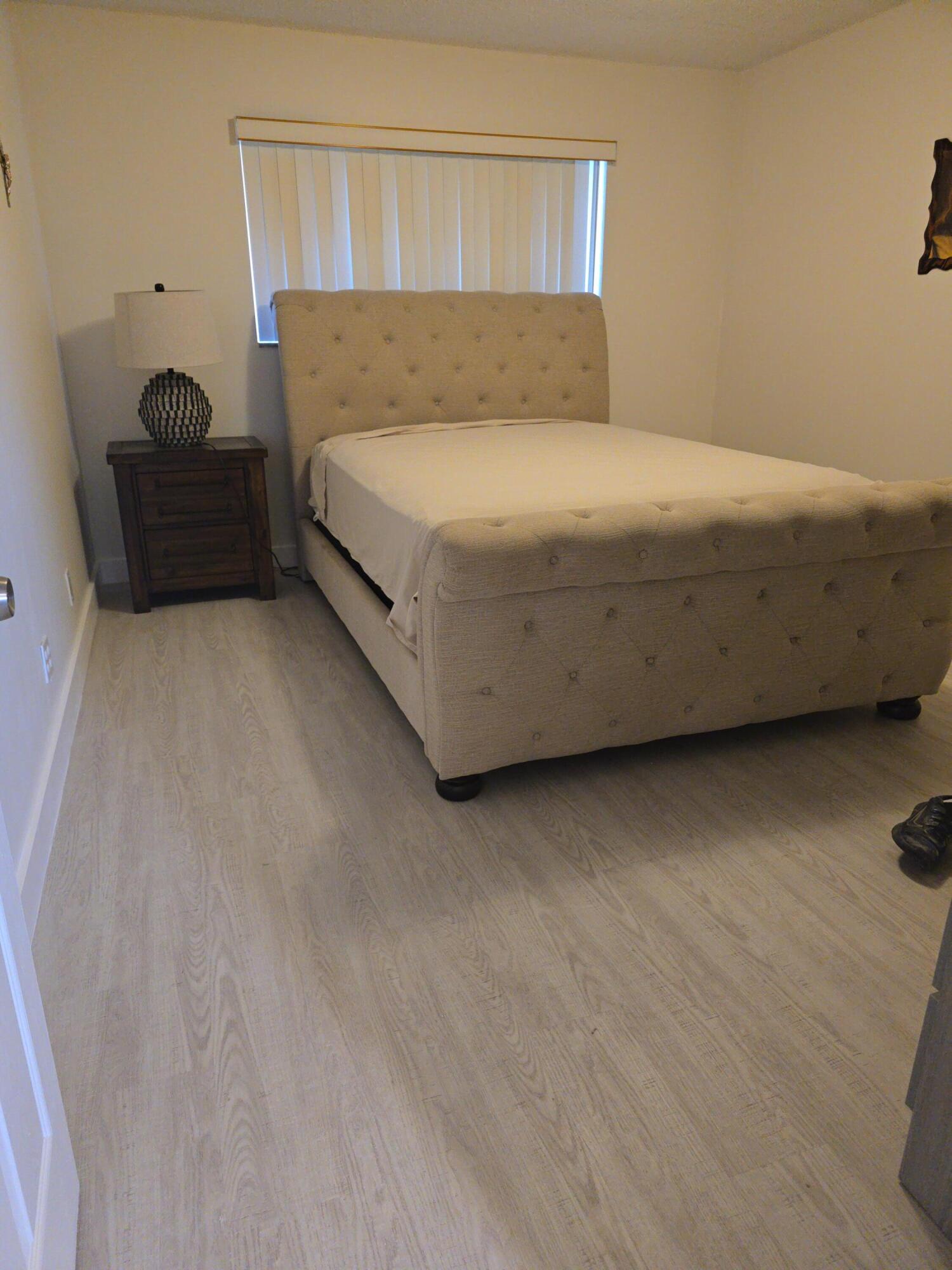 711 Lori Drive 202 Property Photo 3
