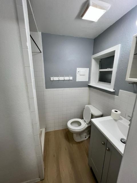 4040 Ne 12th Terrace Property Photo 6